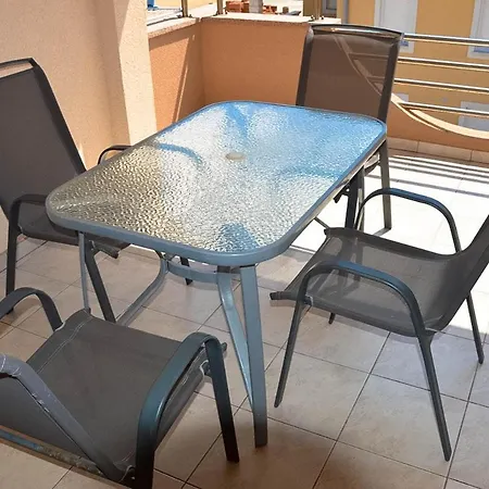 Dobra Holiday Lägenhetshotell *