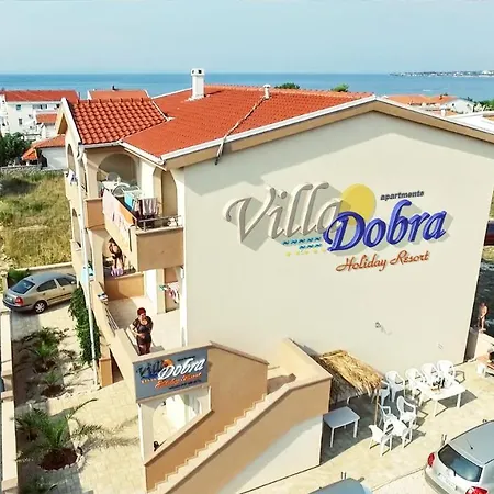 Lägenhetshotell Dobra Holiday *