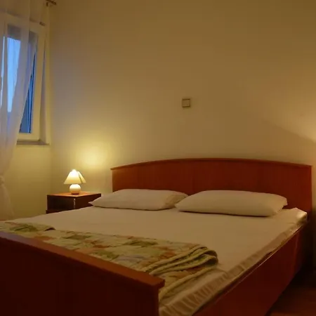 Lägenhetshotell Dobra Holiday