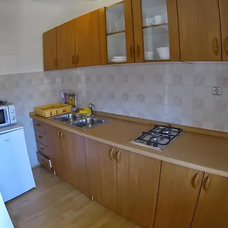 Lägenhetshotell Dobra Holiday Vir