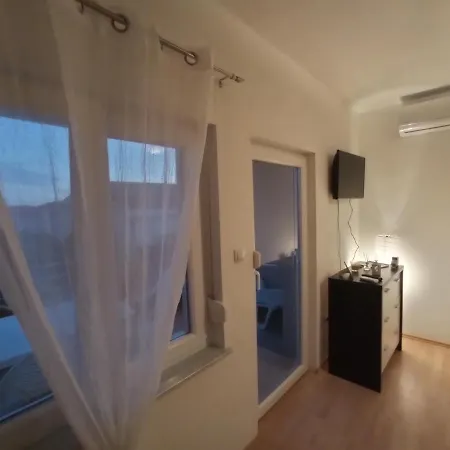 Lägenhetshotell Dobra Holiday